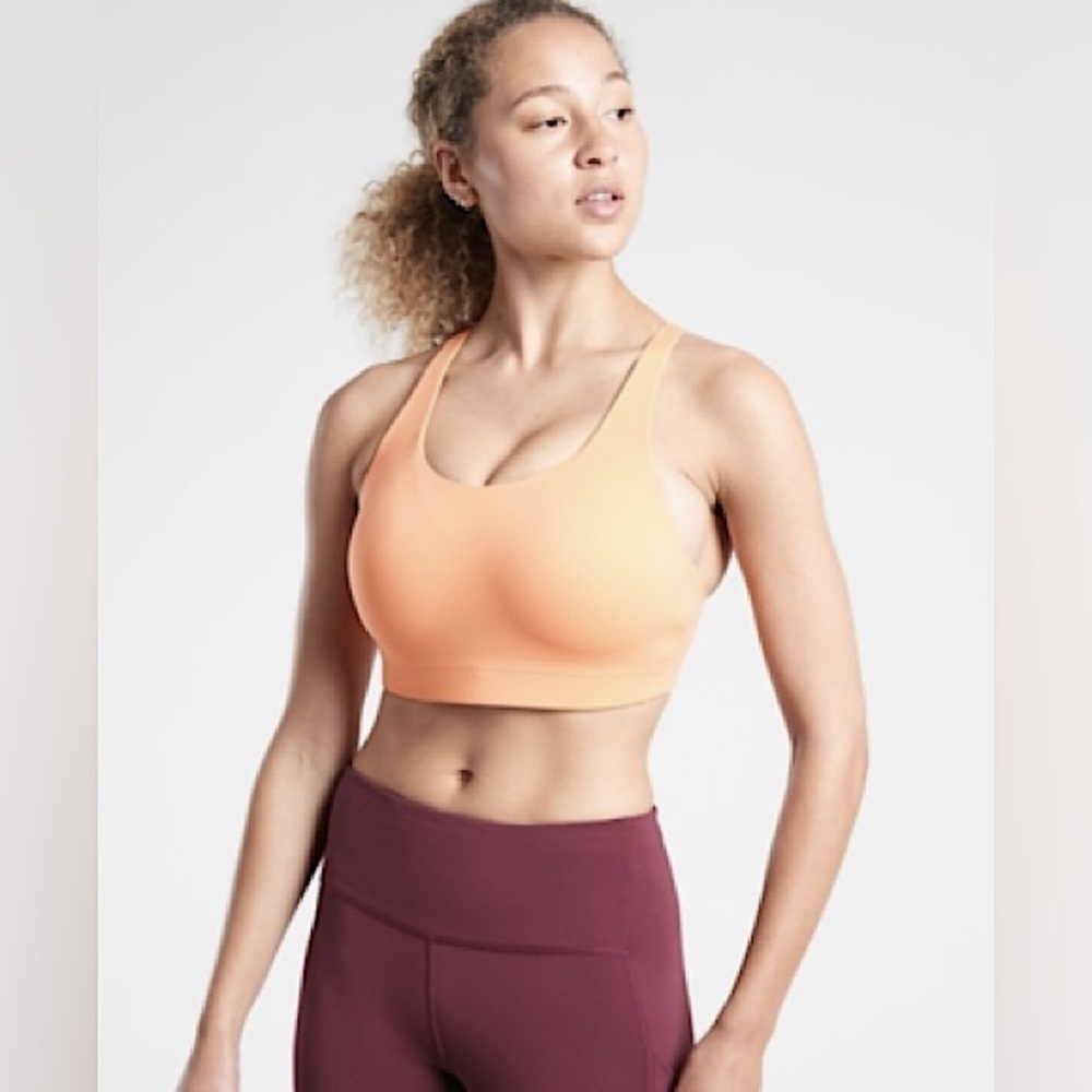 Athleta Womenโs Advance Sports Bra in Sunset Orange Size 38DD